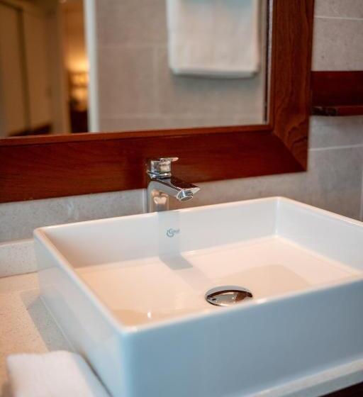 سوئیت با تخت بزرگ, Maitai Express Tahiti