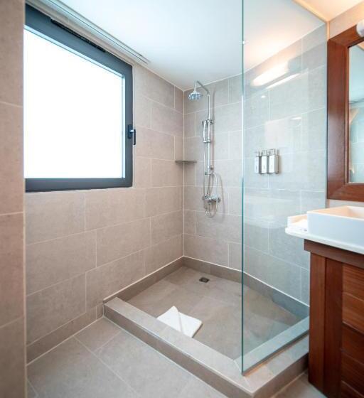 سوئیت با تخت بزرگ, Maitai Express Tahiti