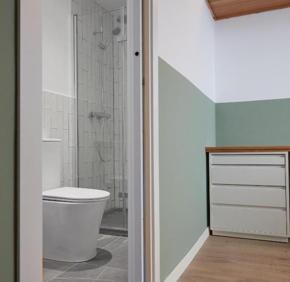 اتاق استاندارد یک نفره, Ola Living Hostal Tetuan