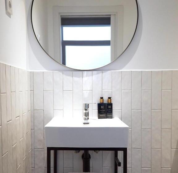 اتاق استاندارد, Ola Living Hostal Tetuan