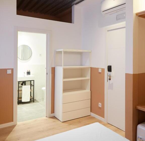 اتاق استاندارد, Ola Living Hostal Tetuan