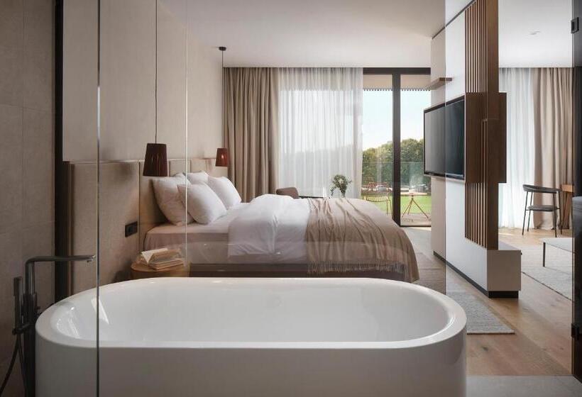 شقة غرفة واحدة مطلة على الحديقة, Materra