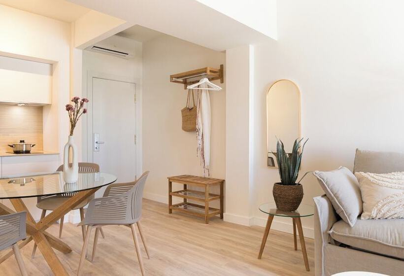 سوییت سوپریور, Lan Suites