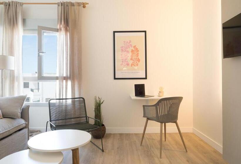 수피리어 스위트, Lan Suites