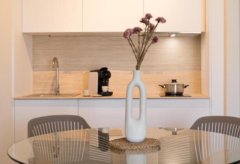 Люкс Superior, Lan Suites