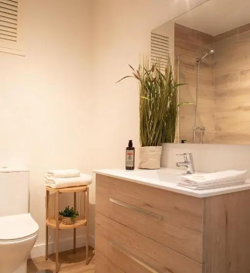Perhesviitti, Lan Suites