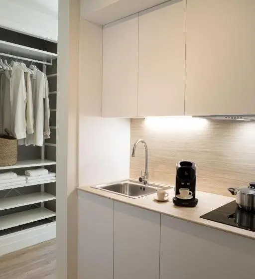 Sviitti, Lan Suites