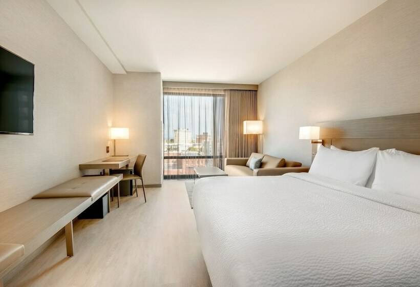 غرفة قياسية سرير مزدوج, Ac Hotel Asheville Downtown