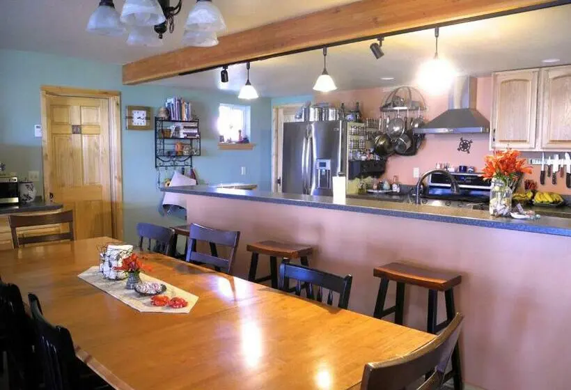 スタンダードルーム, Bay Avenue Inn