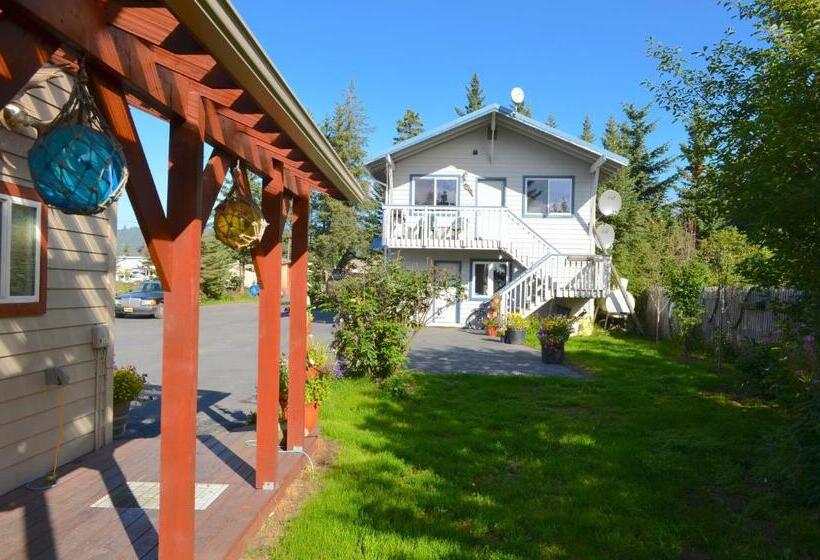 جناح, Bay Avenue Inn