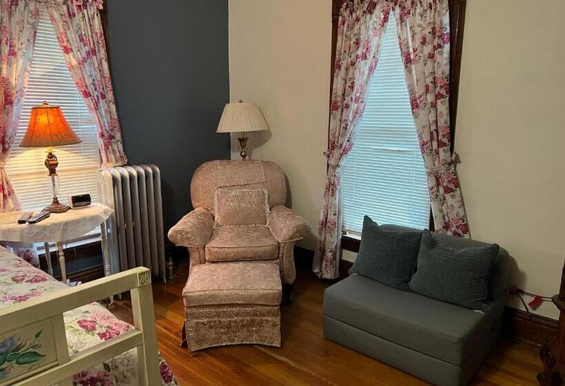 デラックスルーム, Bed And Breakfast Hearts Desire