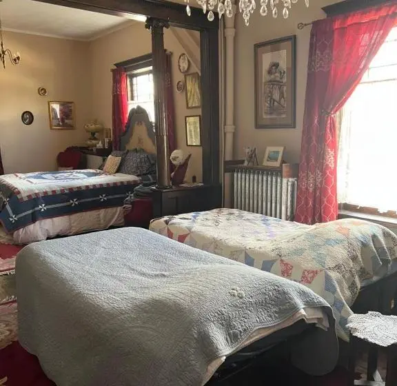 デラックスの４人部屋, Bed And Breakfast Hearts Desire