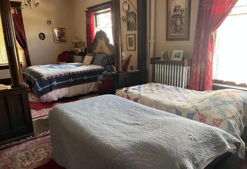 デラックスの４人部屋, Bed And Breakfast Hearts Desire