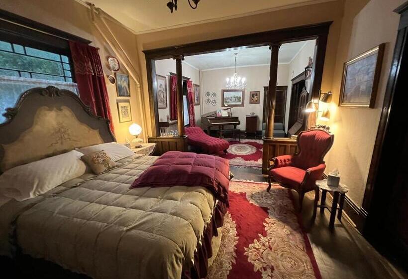 Четырехместный Номер Deluxe, Bed And Breakfast Hearts Desire