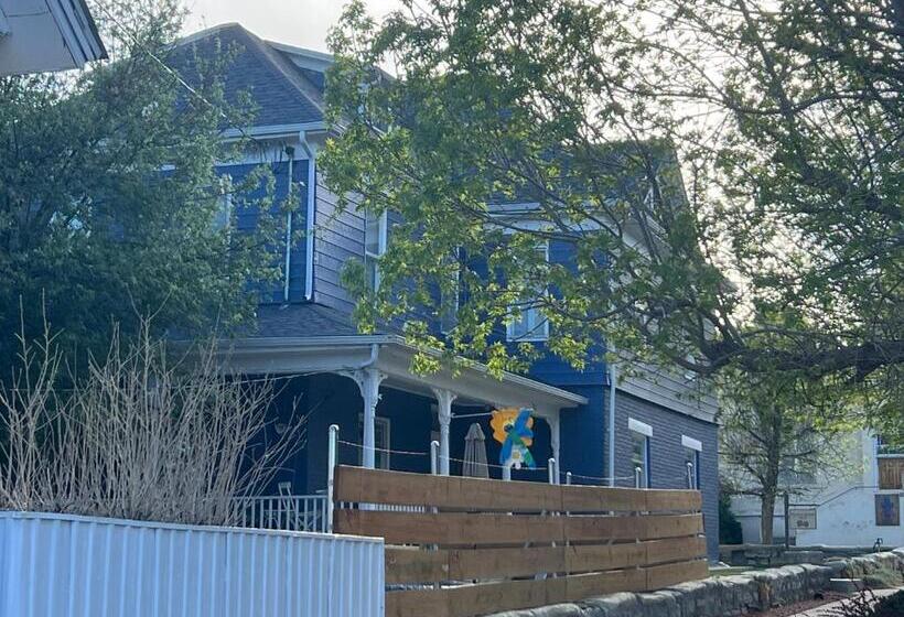 デラックスルーム, Bed And Breakfast Hearts Desire