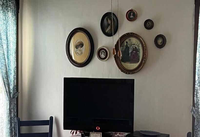 デラックスルーム, Bed And Breakfast Hearts Desire