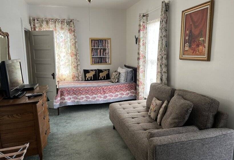 デラックストリプルルーム, Bed And Breakfast Hearts Desire