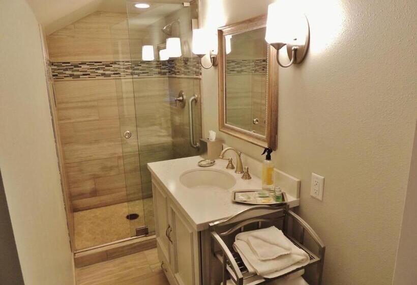 غرفة ديلوكس, Huff House Inn And Cabins