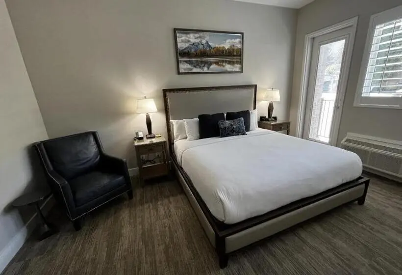 اتاق استاندارد با تخت بزرگ, Huff House Inn And Cabins