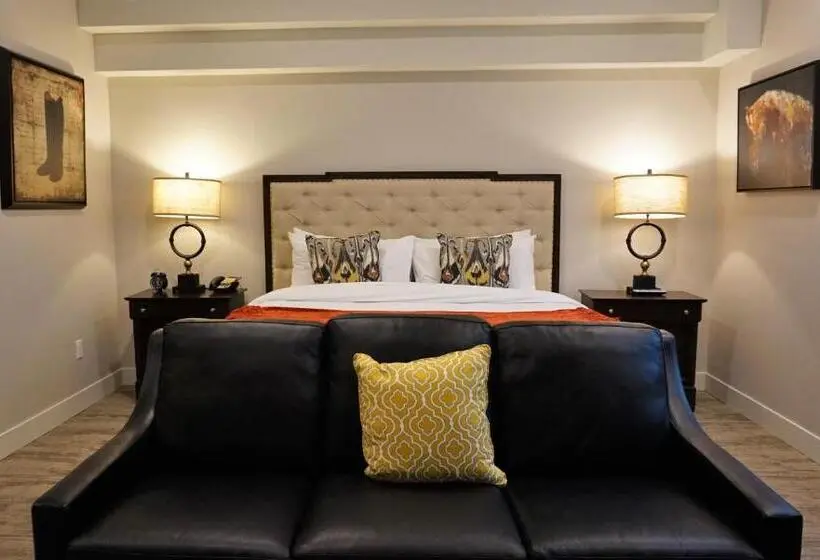 سوئیت با تخت بزرگ, Huff House Inn And Cabins