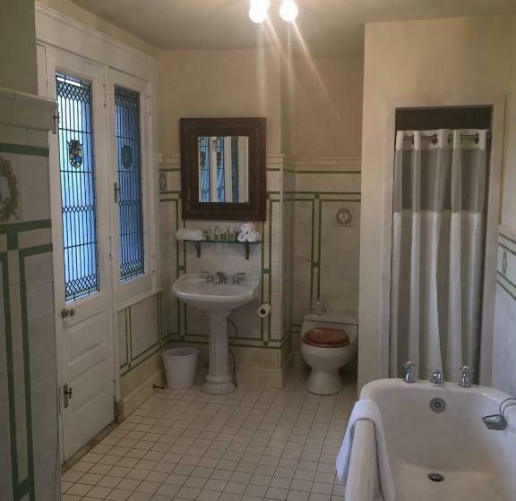 غرفة ديلوكس مزودة بشرفة, The Inn At Centre Park