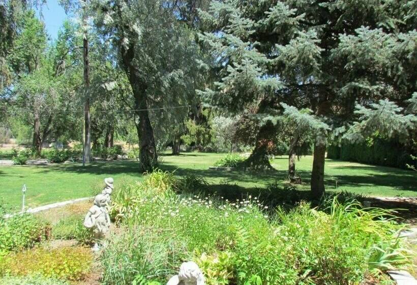 スタンダードルーム, Warm Springs Inn & Winery