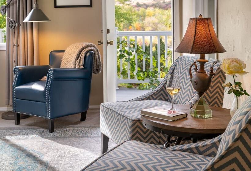 スタンダードルーム, Warm Springs Inn & Winery