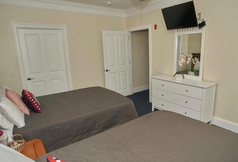 Люкс, Atlantic Breeze Suites