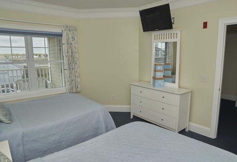 Люкс, Atlantic Breeze Suites