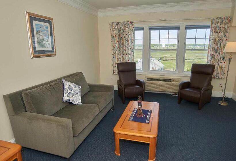 Люкс, Atlantic Breeze Suites