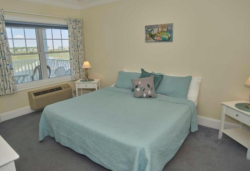 Люкс Кровать Кинг, Atlantic Breeze Suites