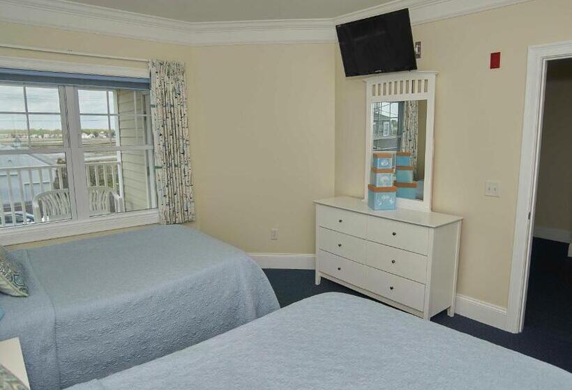 Люкс, Atlantic Breeze Suites