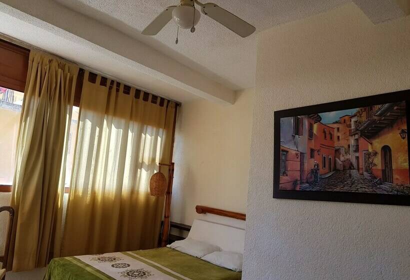 キングサイズベッドのスタンダードルーム, Corona Zihua