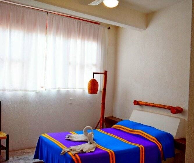 キングサイズベッドのスタンダードルーム, Corona Zihua