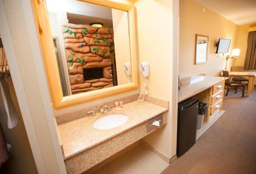 جناح, Great Wolf Lodge New England