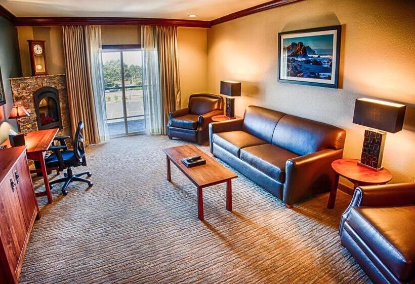 측면 바다 전망 스위트, Lucky 7 Casino &