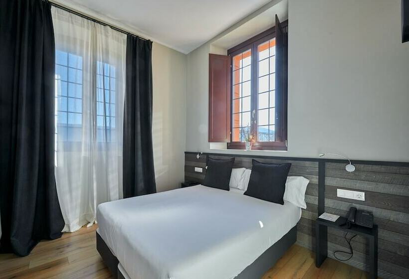 Номер Стандарт, Parada Puigcerda