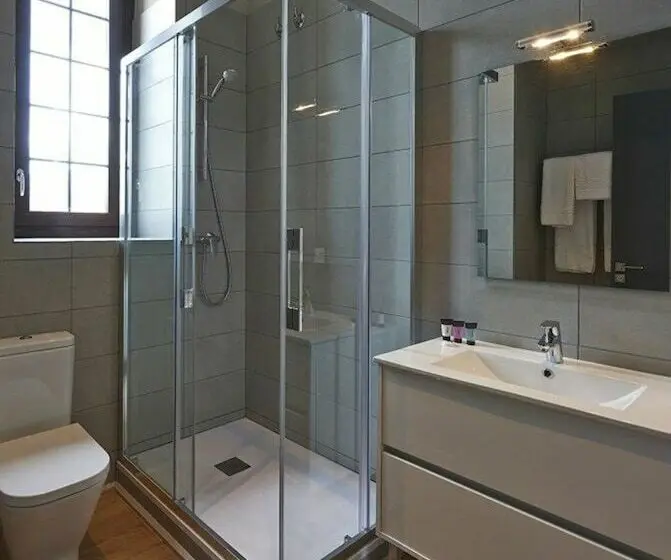 Standardzimmer, Parada Puigcerda