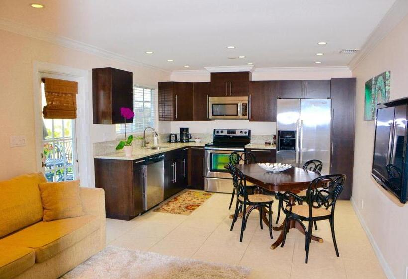 침실 1개 발코니 아파트, Sea Turtle Inn