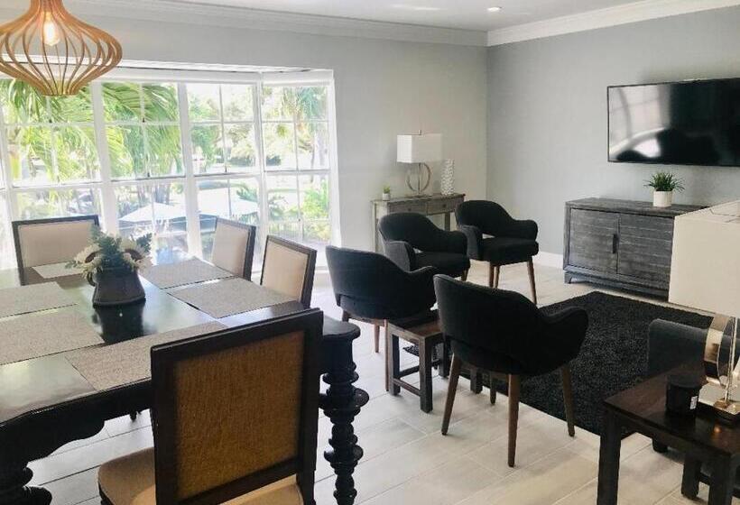 침실 1개 풀장 전망 아파트, Sea Turtle Inn