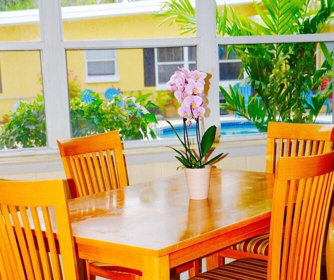 شقة غرفة واحدة, Sea Turtle Inn