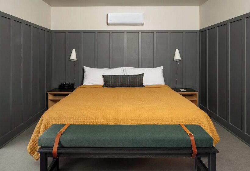 סוויטה, The Coachman