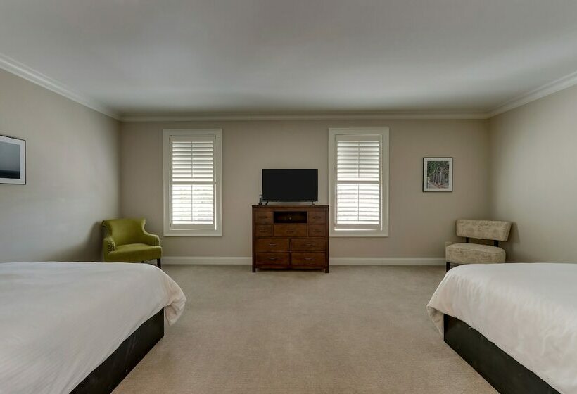 行政套房, The Mantissa