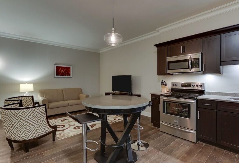 套房, The Mantissa