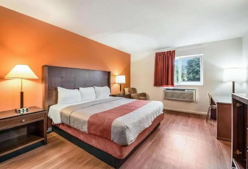キングサイズベッドのスタンダードルーム, Motel 6 Tinton Falls, Nj