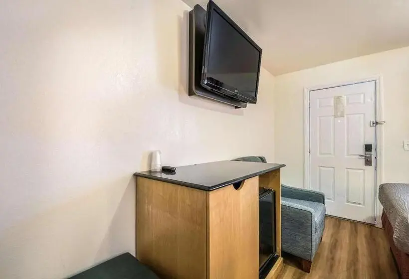 デラックスの４人部屋, Motel 6 Tinton Falls, Nj