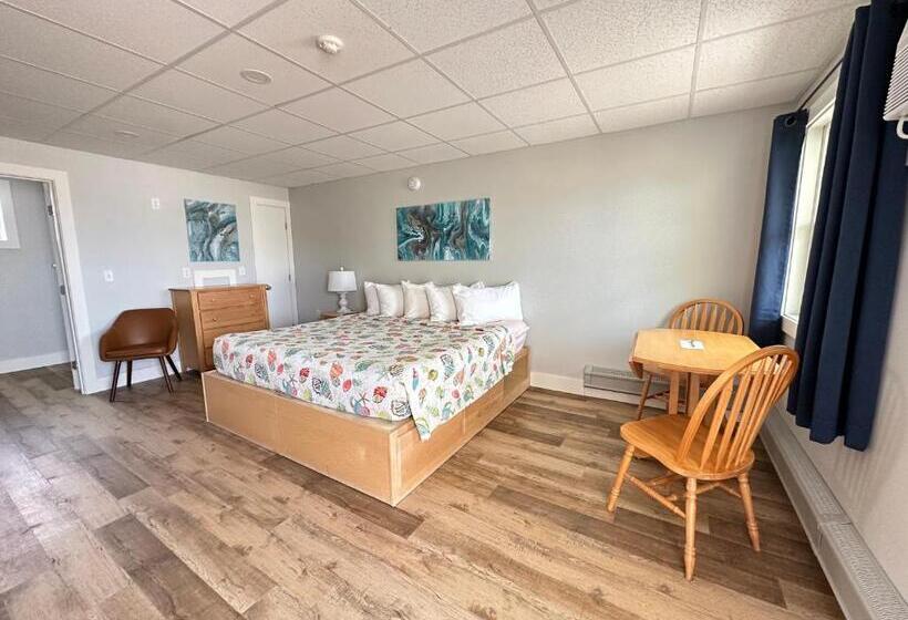 キングサイズベッドのスタンダードルーム, Abellona Inn & Suites