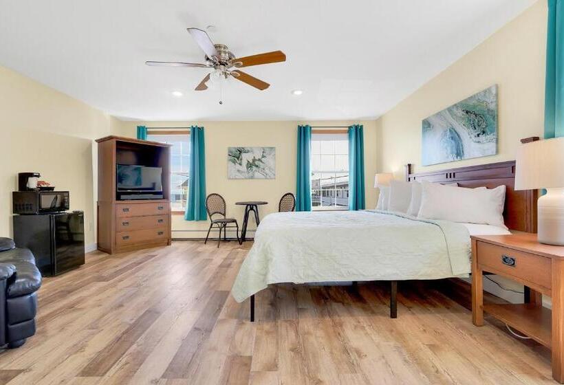 キングサイズベッドのスタンダードルーム, Abellona Inn & Suites