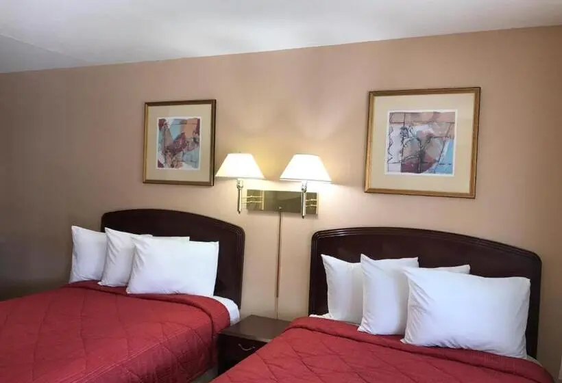プールビュースタンダードルーム, Red Bluff Inn