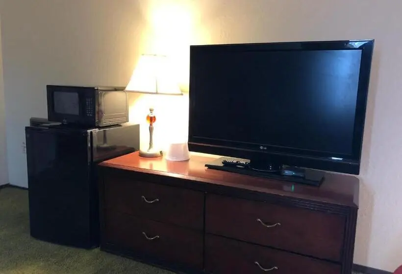 デラックスファミリールーム, Red Bluff Inn
